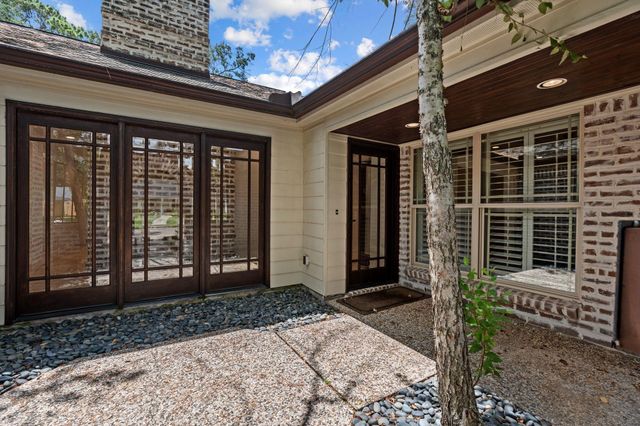 10007 Cedar Creek Drive, Houston, TX 77042