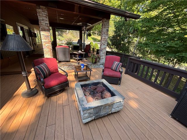 2488 County Line Road, Saltlick Twp, PA 15622