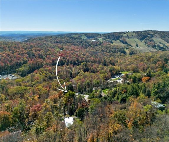 2488 County Line Road, Saltlick Twp, PA 15622