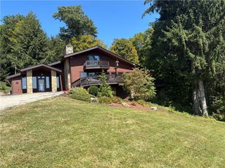 2488 County Line Road, Saltlick Twp, PA 15622