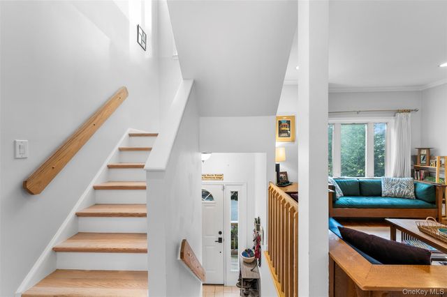 142 Foltim Way, Congers, NY 10920