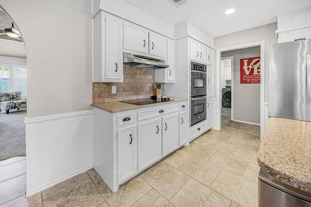 5525 75th Street, Lubbock, TX 79424