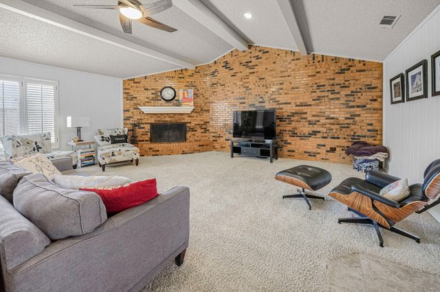5525 75th Street, Lubbock, TX 79424