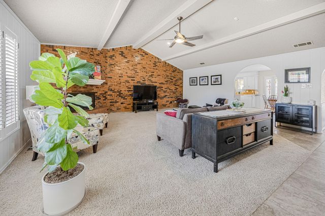 5525 75th Street, Lubbock, TX 79424