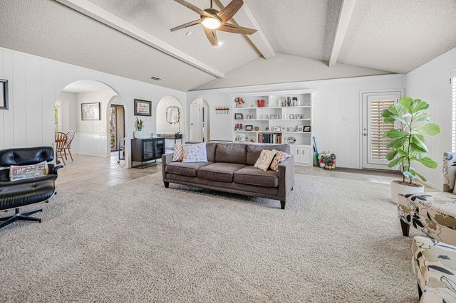 5525 75th Street, Lubbock, TX 79424