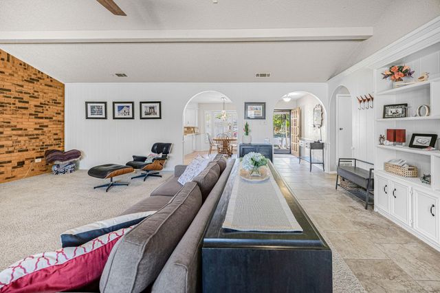 5525 75th Street, Lubbock, TX 79424
