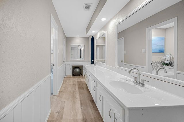 5525 75th Street, Lubbock, TX 79424