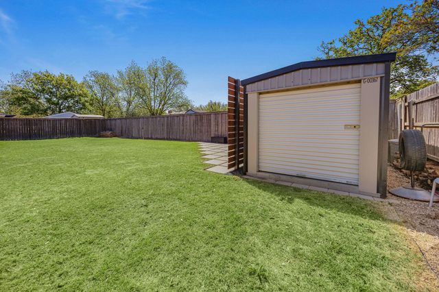 5525 75th Street, Lubbock, TX 79424