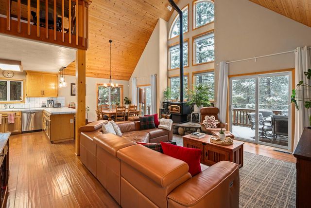 7685 Kingswood Dr, Tahoe Vista, CA 96148