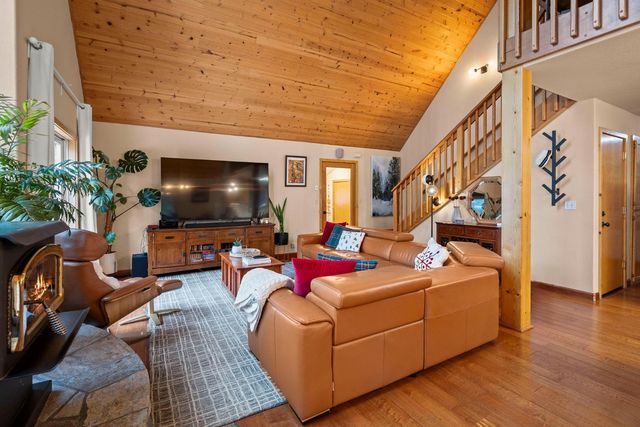 7685 Kingswood Dr, Tahoe Vista, CA 96148