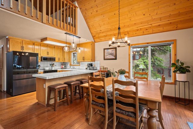 7685 Kingswood Dr, Tahoe Vista, CA 96148