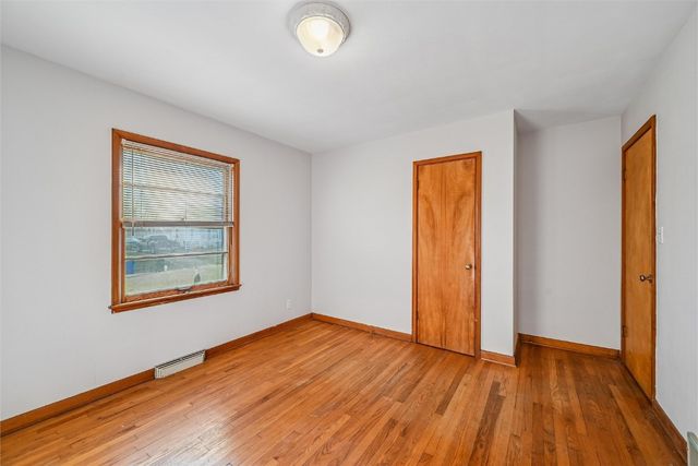 2324 Deborah Drive SW, Cedar Rapids, IA 52404