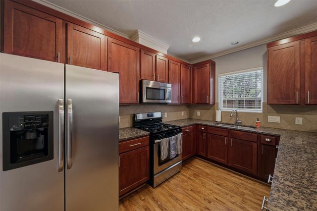 5832 Darling Street 3, Houston, TX 77007