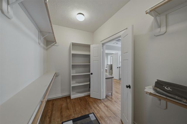 5832 Darling Street 3, Houston, TX 77007