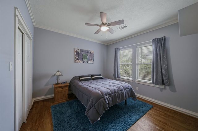 5832 Darling Street 3, Houston, TX 77007