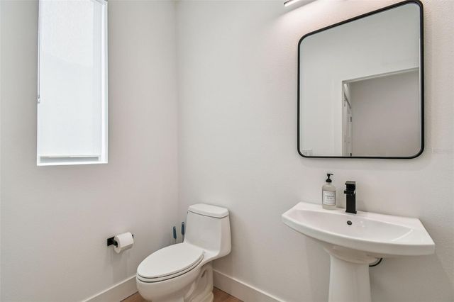 3840 POMPANO DRIVE SE, St Petersburg, FL 33705