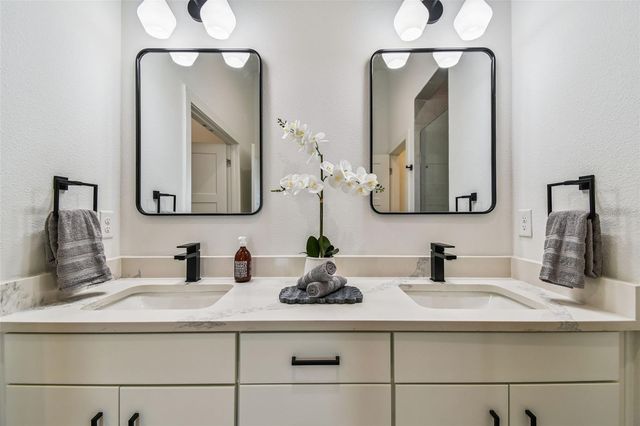 3840 POMPANO DRIVE SE, St Petersburg, FL 33705