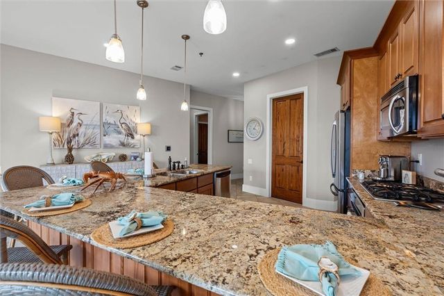 16850 County Road 6 202, Gulf Shores, AL 36542