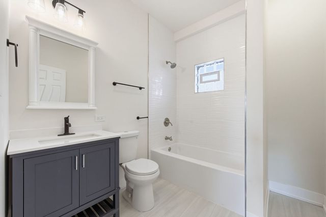 710 Greenbay Avenue, Calumet City, IL 60409