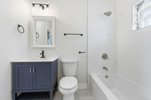 710 Greenbay Avenue, Calumet City, IL 60409