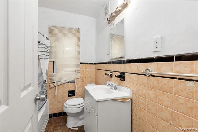 8319 Marlowe Street, Detroit, MI 48228