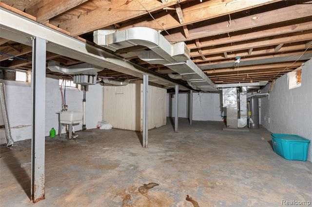 8319 Marlowe Street, Detroit, MI 48228