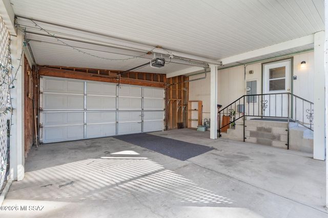 6254 E Rough Rock Drive, Tucson, AZ 85756