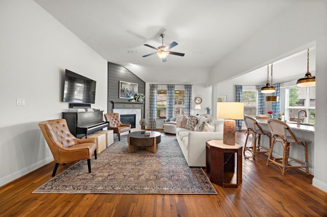 4738 Trickle Creek Court, Fulshear, TX 77441