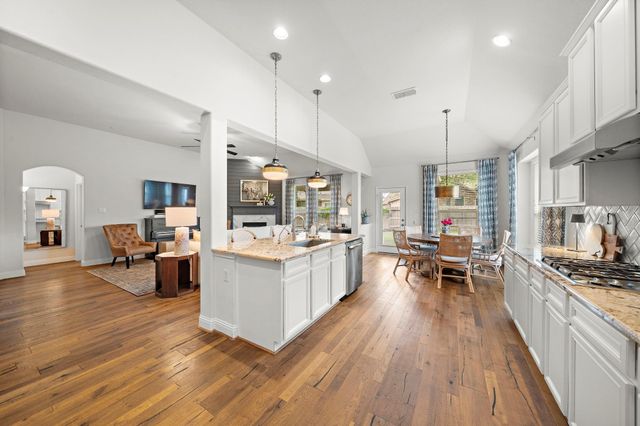 4738 Trickle Creek Court, Fulshear, TX 77441