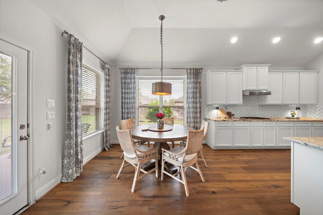 4738 Trickle Creek Court, Fulshear, TX 77441