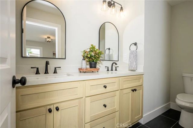12126 Ainsworth St, Los Angeles, CA 90044