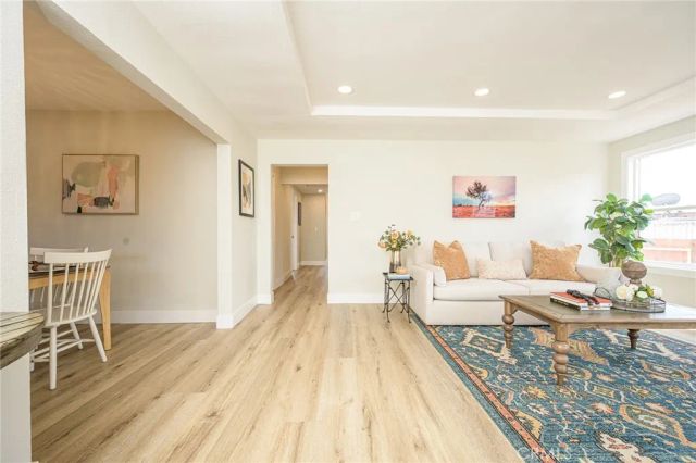 12126 Ainsworth St, Los Angeles, CA 90044