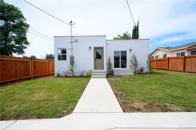 12126 Ainsworth St, Los Angeles, CA 90044