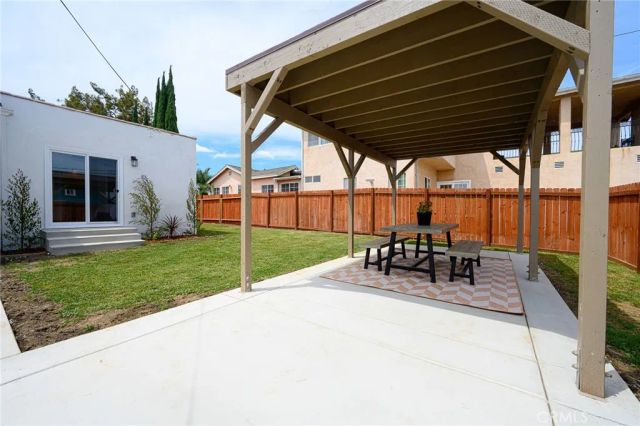 12126 Ainsworth St, Los Angeles, CA 90044