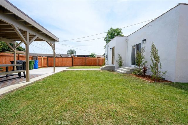 12126 Ainsworth St, Los Angeles, CA 90044