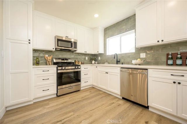 12126 Ainsworth St, Los Angeles, CA 90044