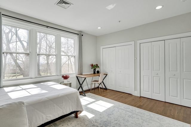 29 Weston 29, Somerville, MA 02144