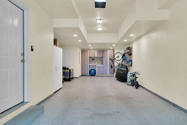 29 Weston 29, Somerville, MA 02144