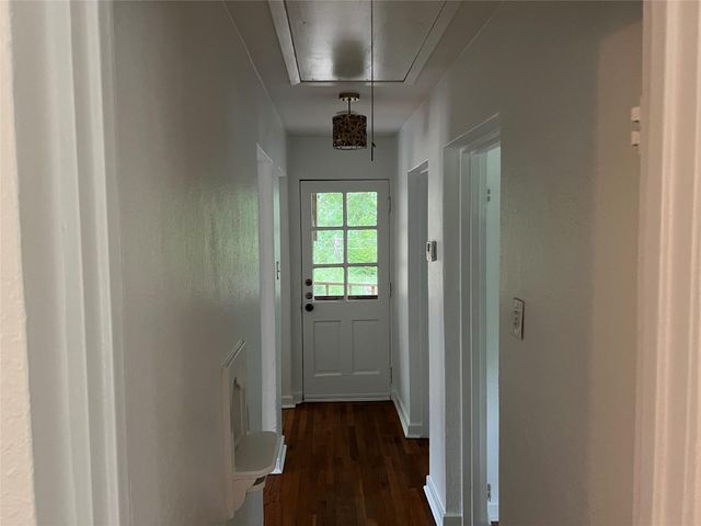 4010 Maplewood Ave B, Austin, TX 78722