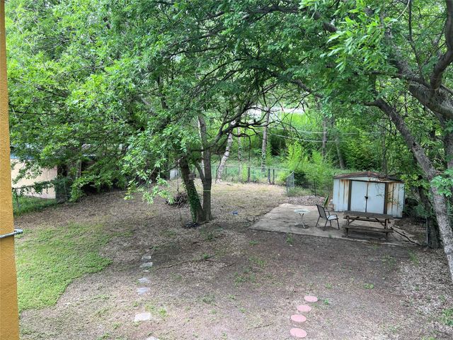 4010 Maplewood Ave B, Austin, TX 78722