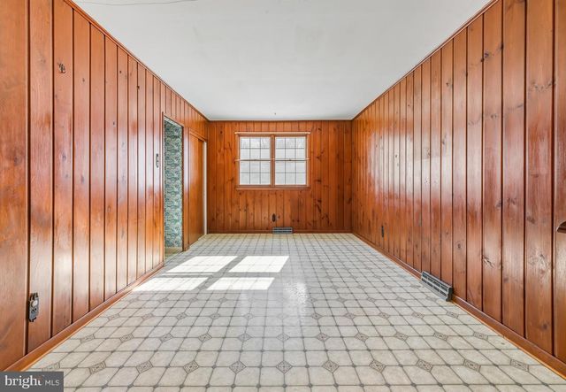 50 OWENS LN, Sewell, NJ 08080