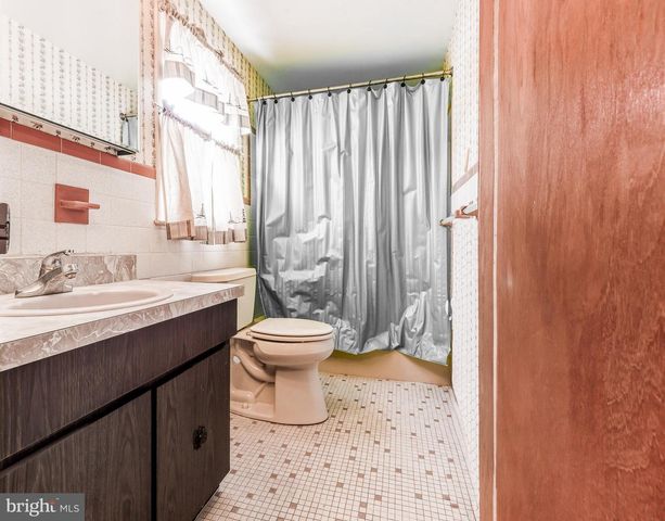 50 OWENS LN, Sewell, NJ 08080