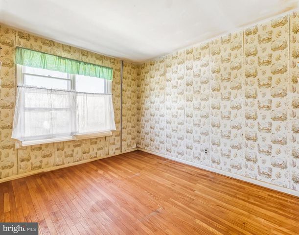 50 OWENS LN, Sewell, NJ 08080