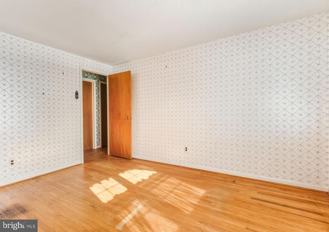 50 OWENS LN, Sewell, NJ 08080