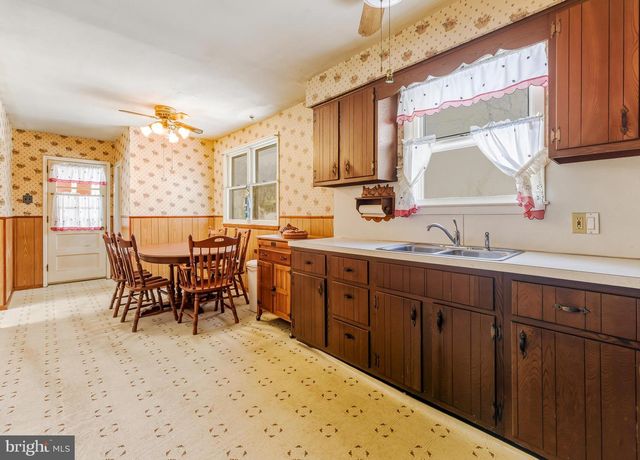 50 OWENS LN, Sewell, NJ 08080