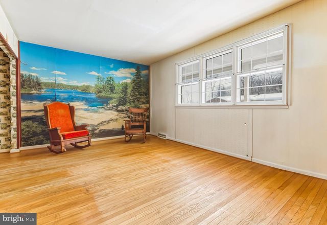 50 OWENS LN, Sewell, NJ 08080