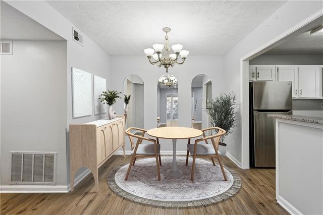 1308 Natchez Trace, Atlanta, GA 30350