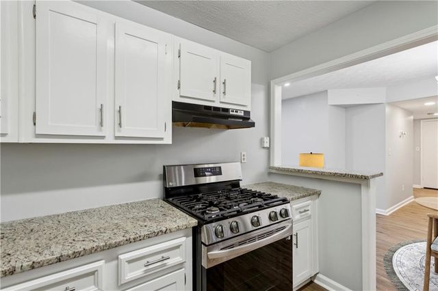 1308 Natchez Trace, Atlanta, GA 30350