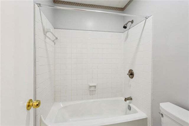 1308 Natchez Trace, Atlanta, GA 30350