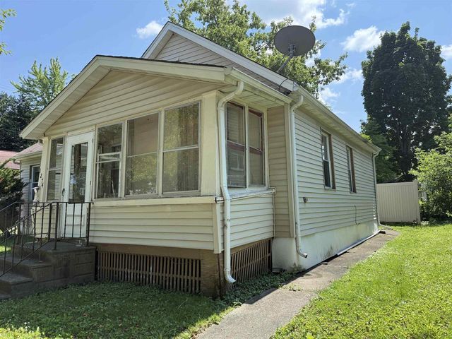 1274 STUART STREET, Green Bay, WI 54301